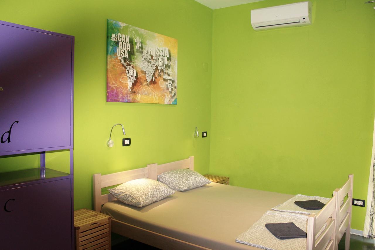 Hostel Chic Zagabria Esterno foto