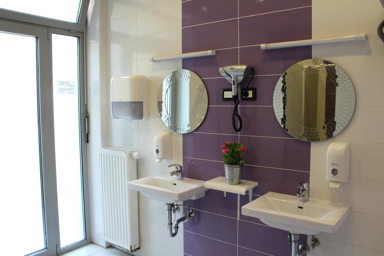 Hostel Chic Zagabria Esterno foto